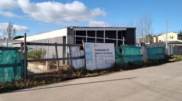 Transporte Malvinas, el único oferente para terminar el Centro de Desarrollo Infantil 