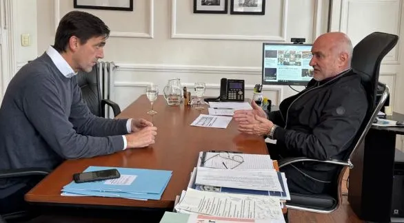 Iparraguirre se reunión con Aba por el tratamiento de la Ley de Financiamiento Universitario 