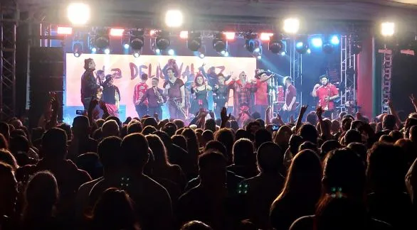 La Delio Valdez encendió Tandil con su Cumbión
