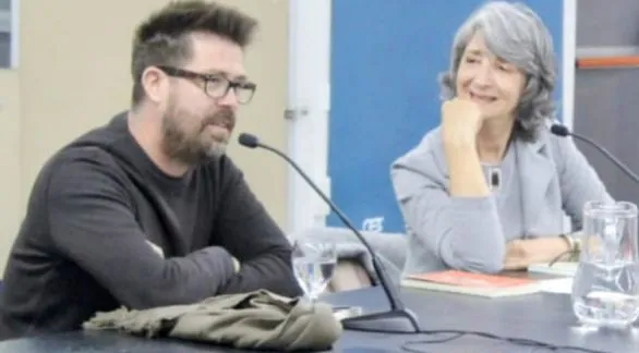 Edgardo Scott estuvo en la Feria del Libro presentando su nueva novela