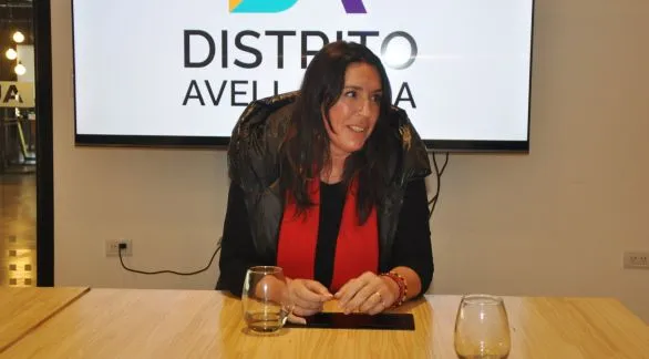 Chacón: "La gente no es estúpida, se da cuenta que hacen obras cuando vienen las elecciones"