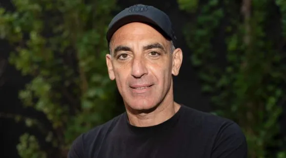 Mauricio Dayub: "La gente va al teatro a reencontrarse con la vida humana"