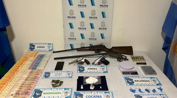 Allanamiento en el barrio Falucho 22: secuestran cocaína y armas de fuego