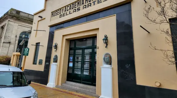 Se inaugura el 52º Salón Nacional de Artes Visuales en el MUMBAT