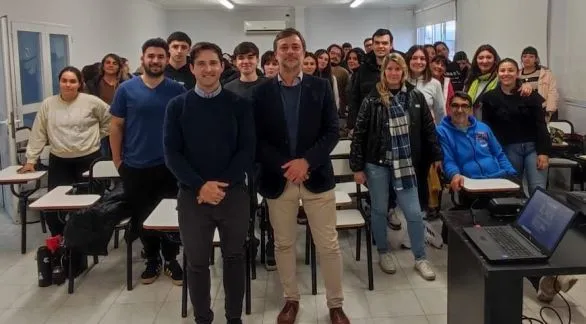Se realizó la jornada "Hablemos de ACV" en el Instituto AMEMT