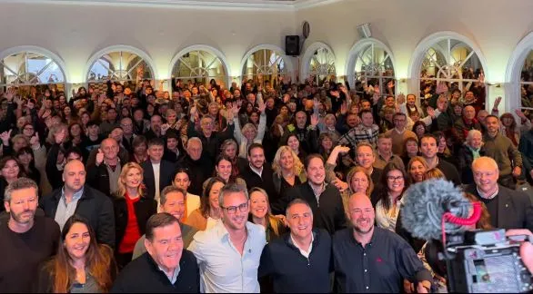 Con la presencia de Martín Menem, la Libertad Avanza cerró su campaña en Tandil