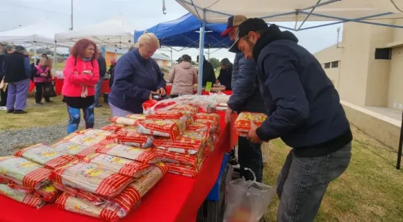 El Mercado Alimenticio Barrial vuelve este jueves con más opciones de productos tandilenses