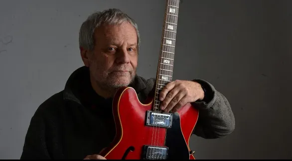 Claudio Gabis: "Es impactante la cantidad de gente que viene emocionada a los shows"