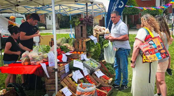 El Mercado Alimenticio Barrial estará nuevamente en la Estación de Trenes