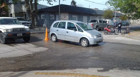 Choque en Chile y Richieri: una mujer trasladada tras el impacto