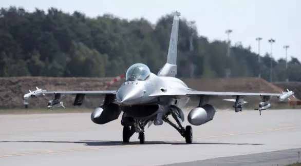 Llegan los F16: los recibirá Córdoba y posteriormente viajarán a Tandil