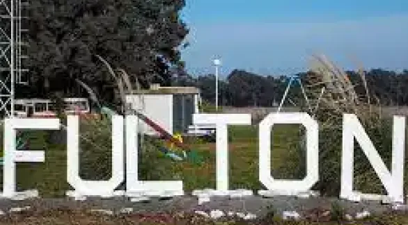 Charla sobre emprendedurismo y empleo para estudiantes de la Escuela Técnica 6 de Fulton